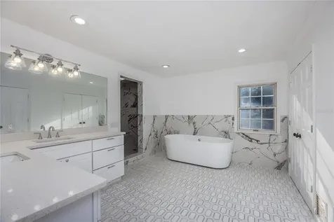 1701 NW 30th Terrace Gainesville FL 32605