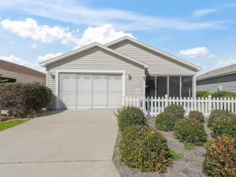 1817 Hallandale Lane The Villages FL 32162
