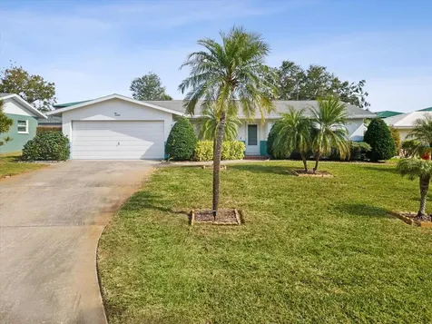 7547 Barry Court Seminole FL 33772