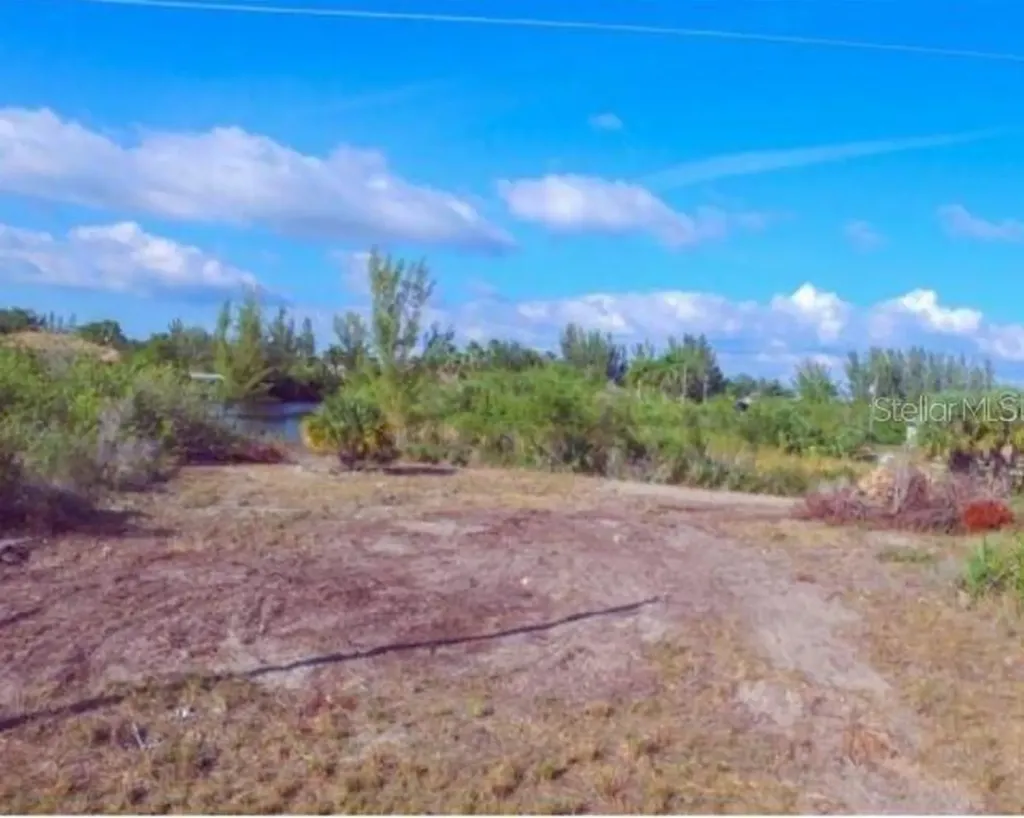 15642 Applewhite Circle Port Charlotte FL 33981