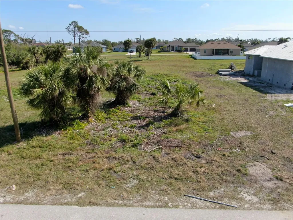 185 Rotonda Boulevard S Rotonda West FL 33947