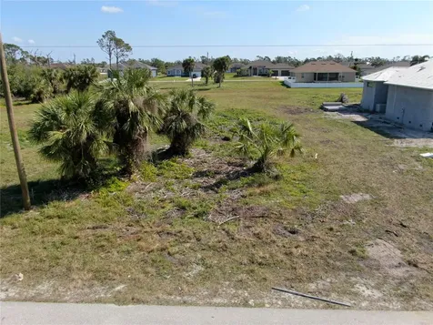 185 Rotonda Boulevard S Rotonda West FL 33947
