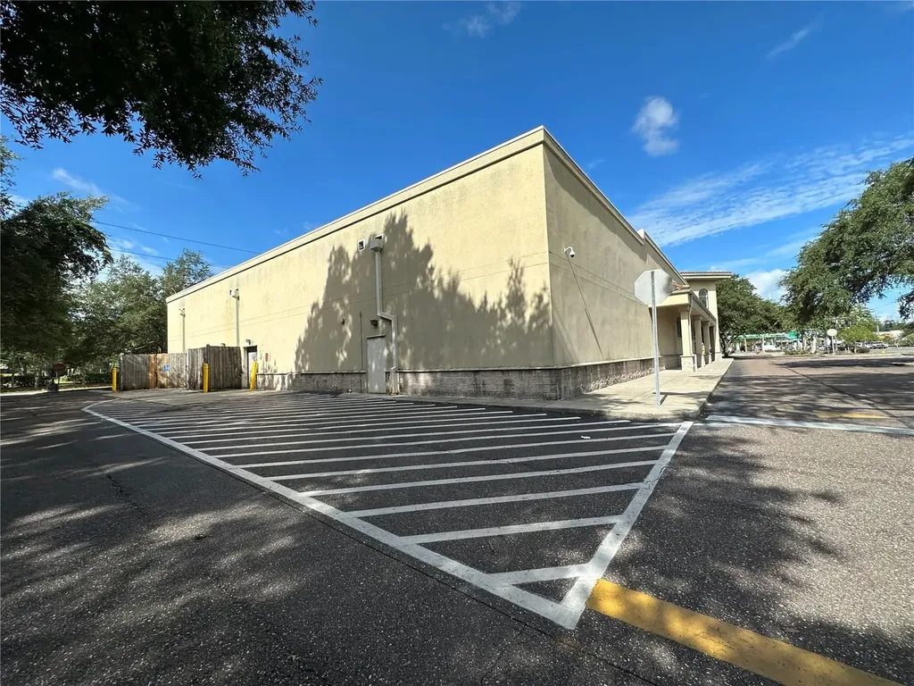 3917 N Nebraska Avenue Tampa FL 33603