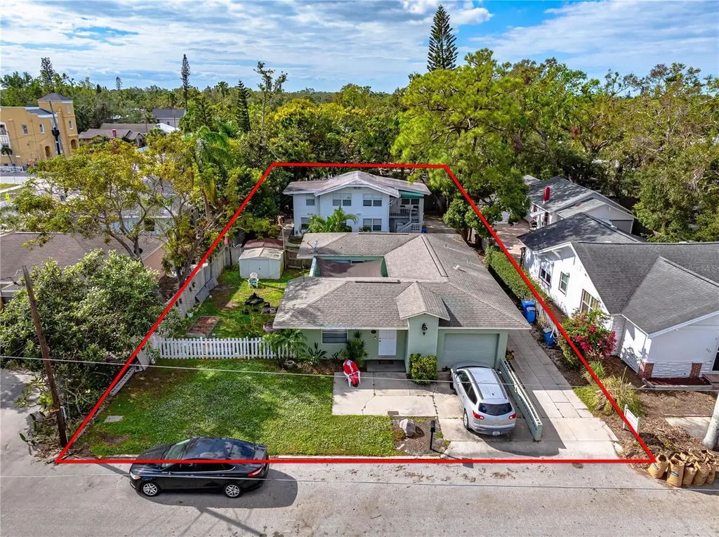 928 16th Street W Bradenton FL 34205