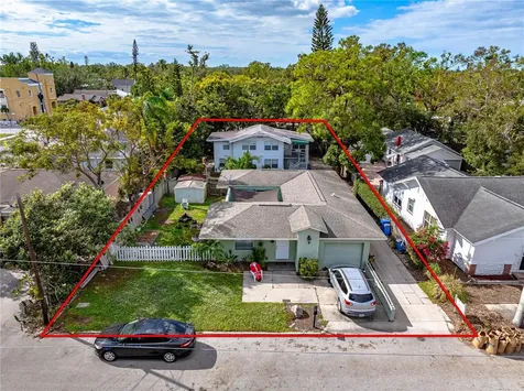 928 16th Street W Bradenton FL 34205