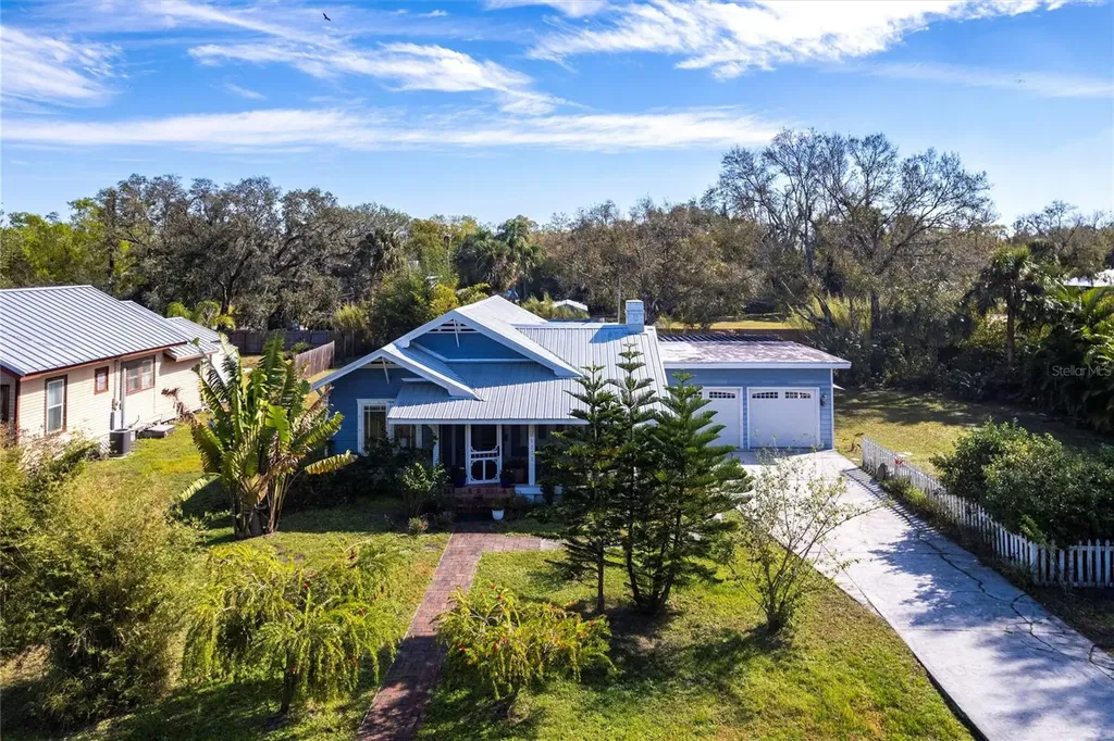 1102 N Arcadia Avenue Arcadia FL 34266