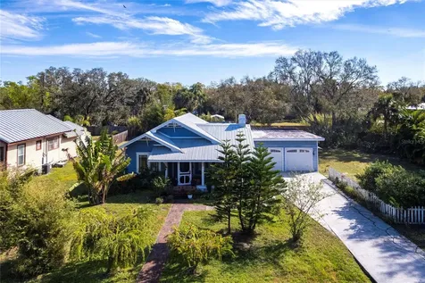 1102 N Arcadia Avenue Arcadia FL 34266