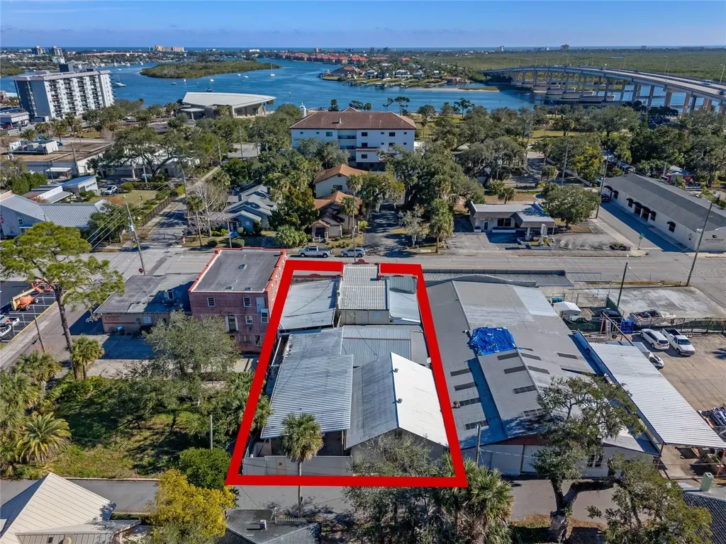 208 Magnolia Street New Smyrna Beach FL 32168