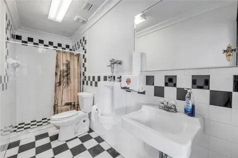 208 Magnolia Street New Smyrna Beach FL 32168