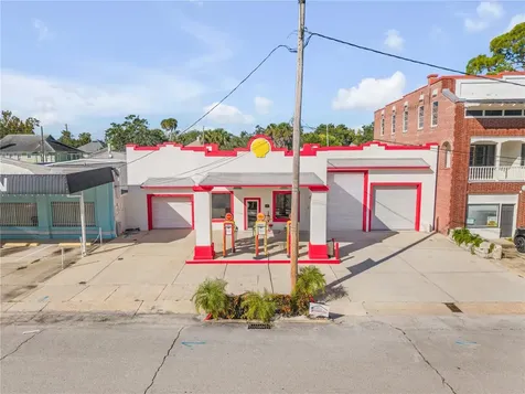 208 Magnolia Street New Smyrna Beach FL 32168