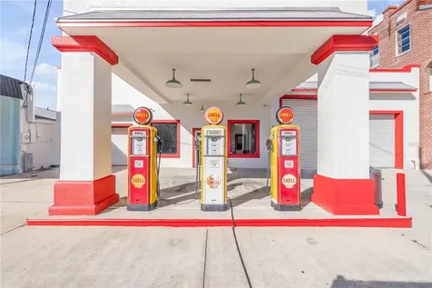 208 Magnolia Street New Smyrna Beach FL 32168