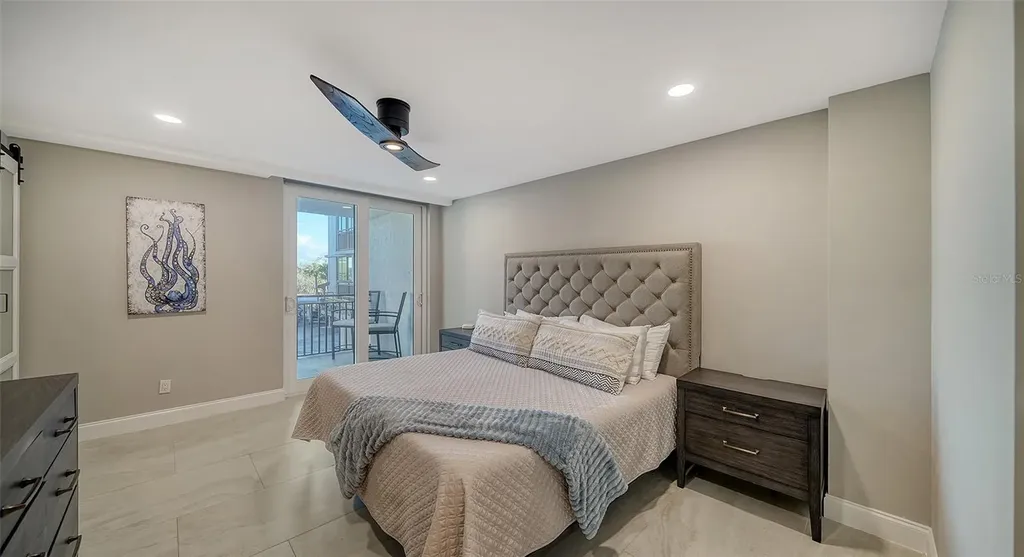 4822 Ocean Boulevard Sarasota FL 34242