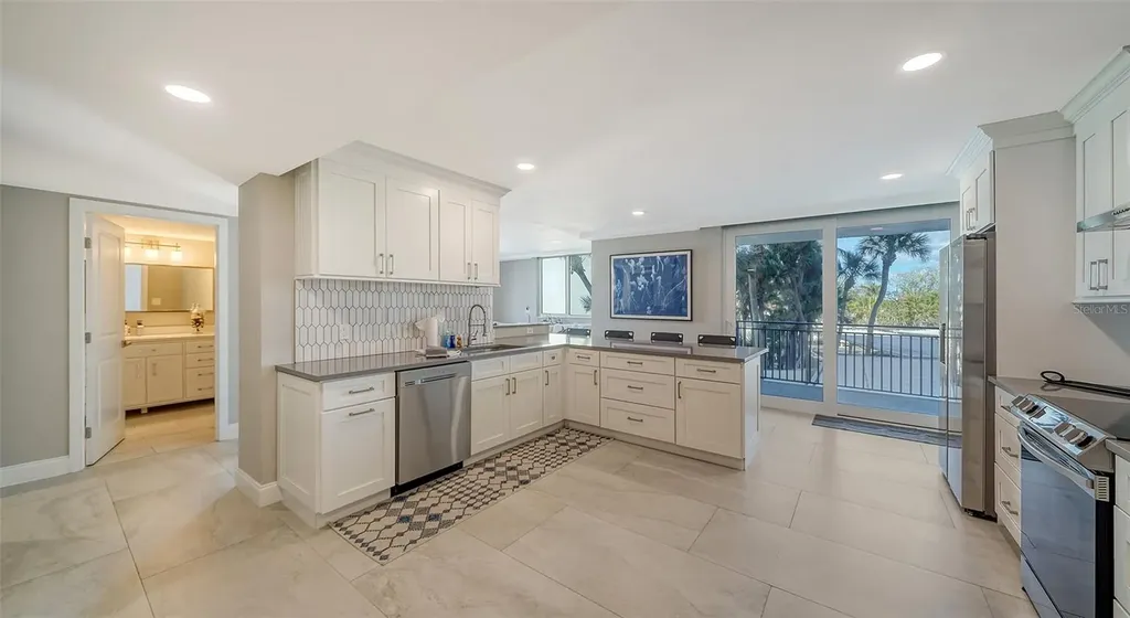 4822 Ocean Boulevard Sarasota FL 34242