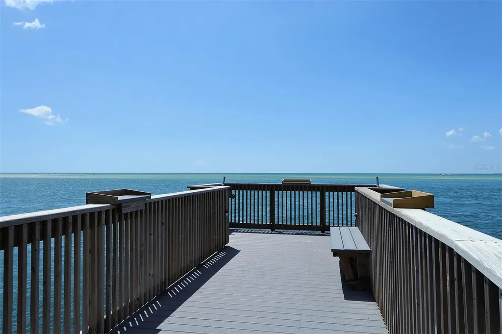 4822 Ocean Boulevard Sarasota FL 34242