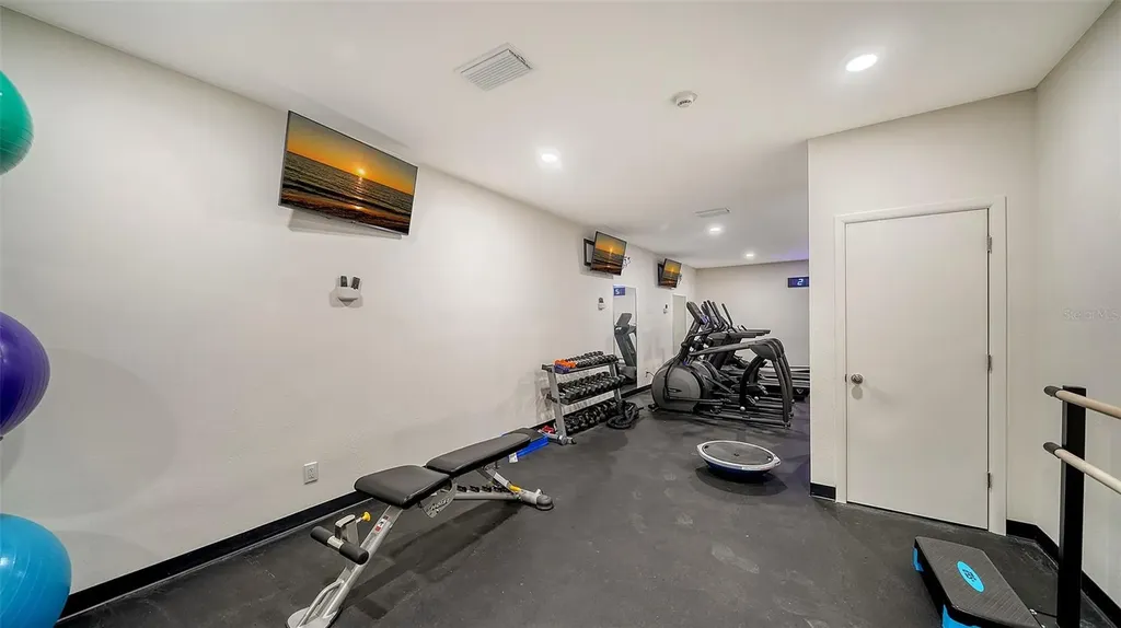 4822 Ocean Boulevard Sarasota FL 34242