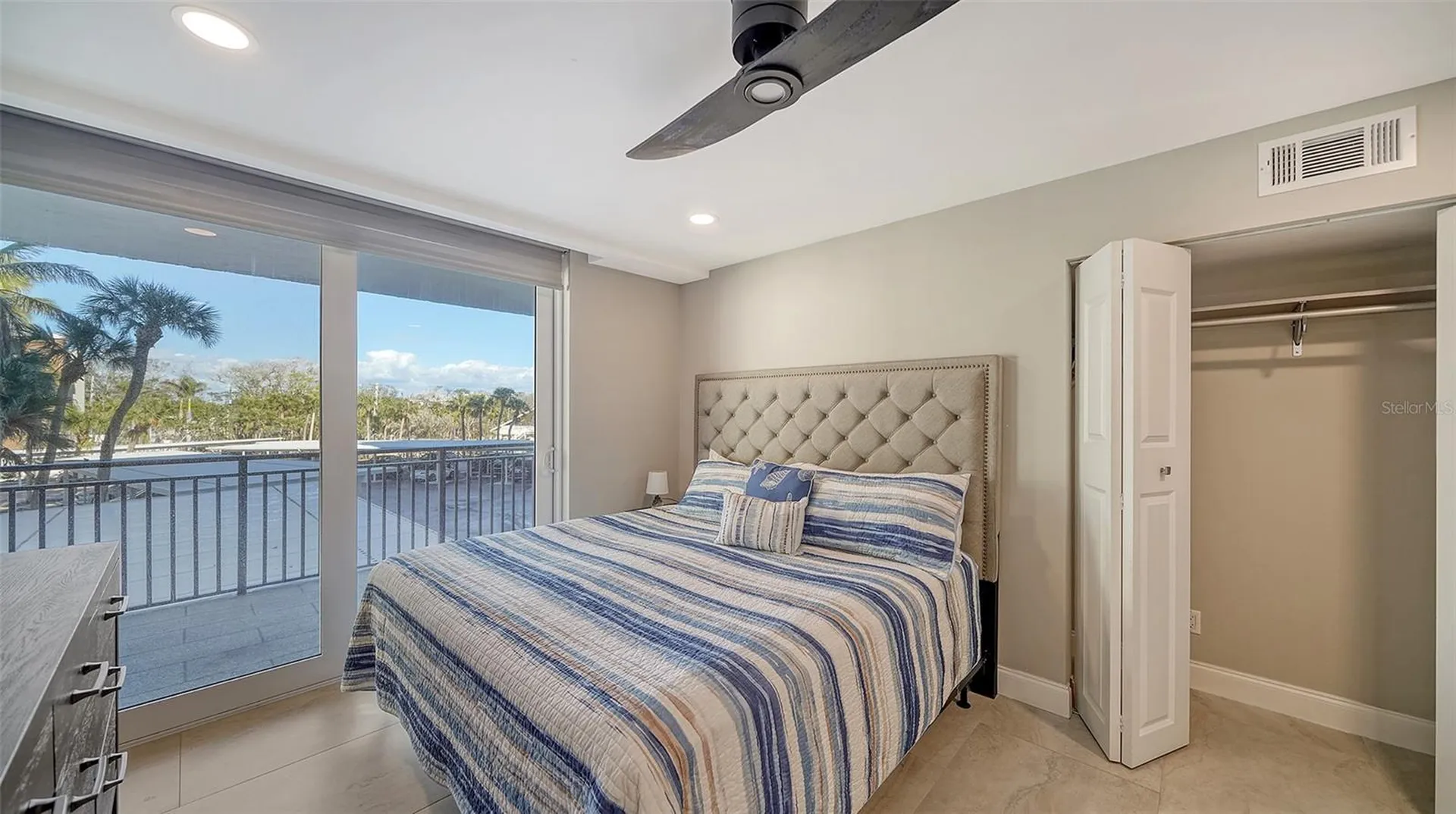 4822 Ocean Boulevard Sarasota FL 34242