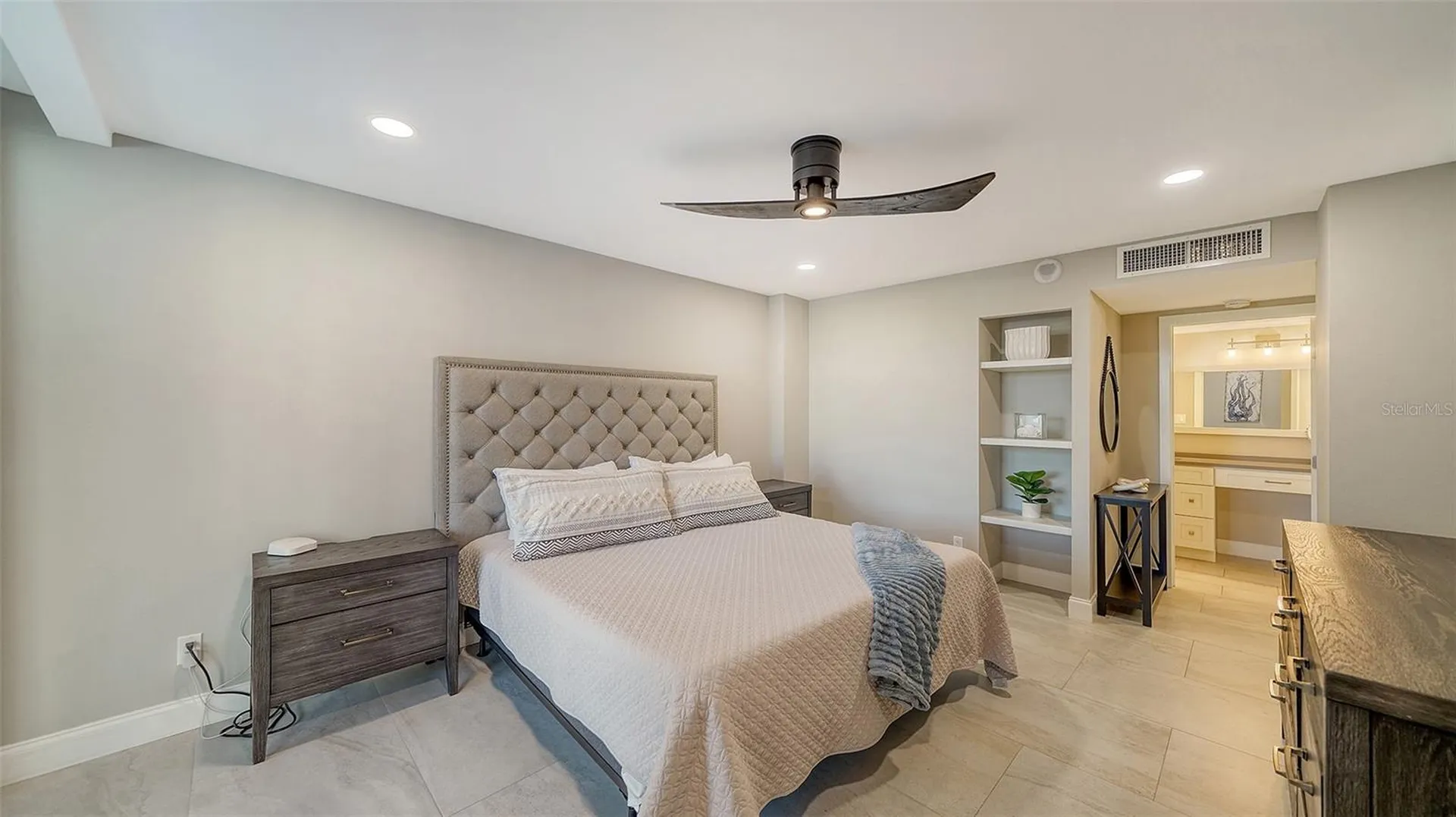4822 Ocean Boulevard Sarasota FL 34242