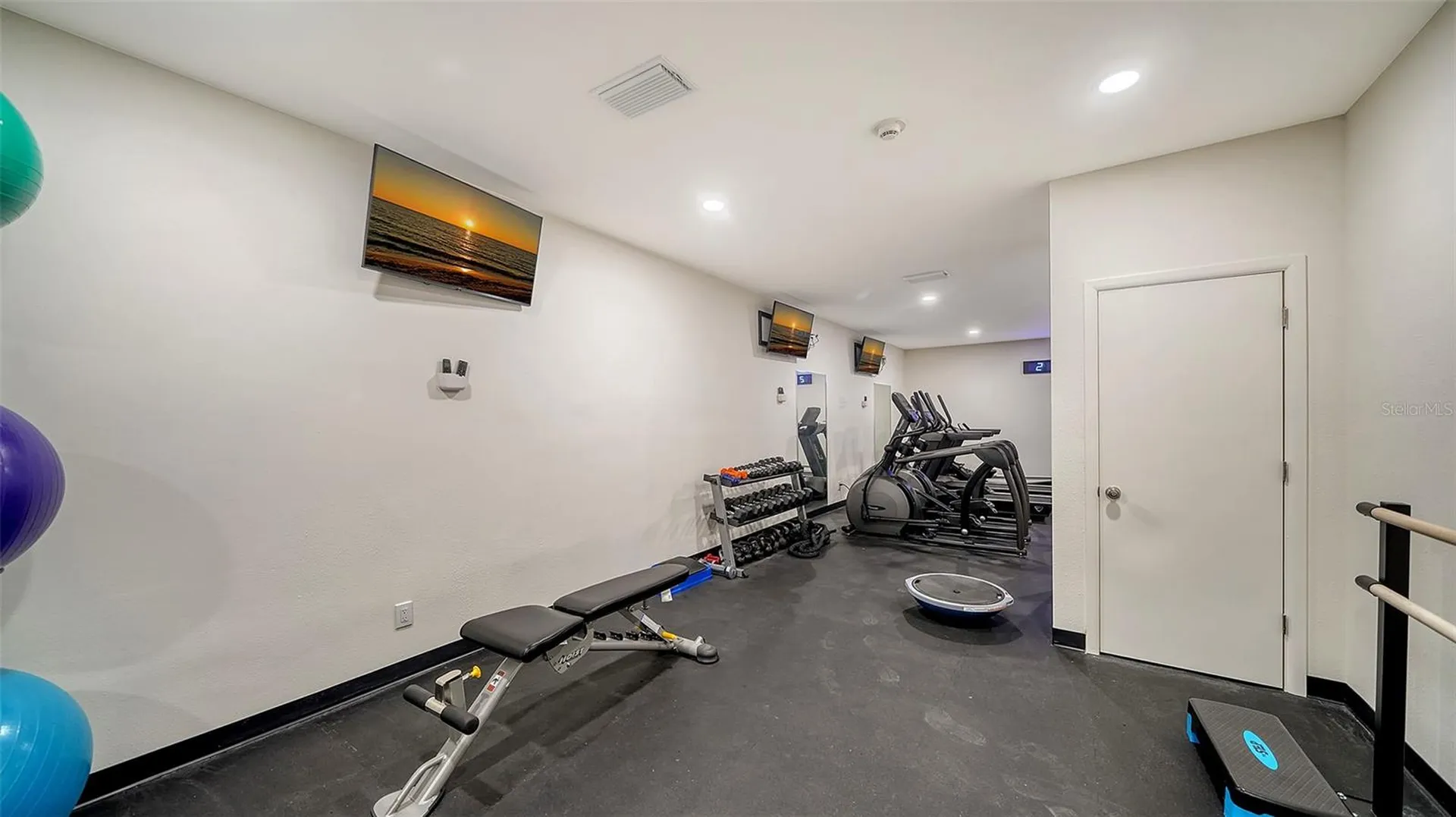 4822 Ocean Boulevard Sarasota FL 34242