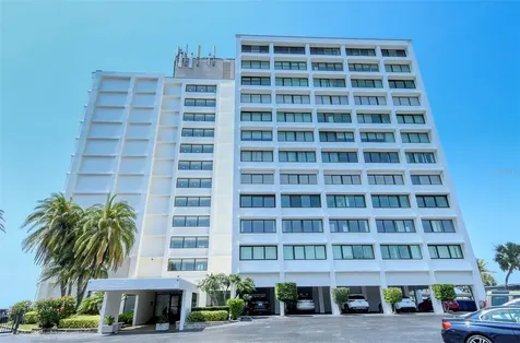 4822 Ocean Boulevard Sarasota FL 34242