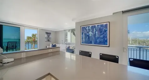 4822 Ocean Boulevard Sarasota FL 34242