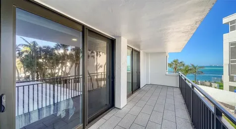 4822 Ocean Boulevard Sarasota FL 34242