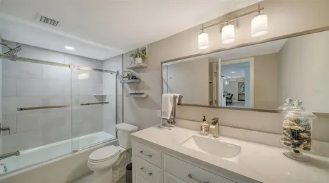 4822 Ocean Boulevard Sarasota FL 34242