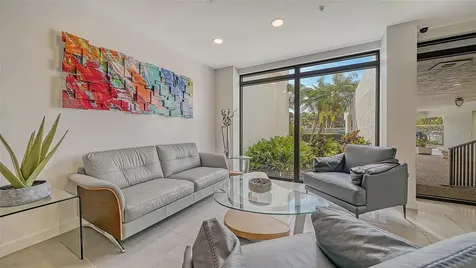 4822 Ocean Boulevard Sarasota FL 34242