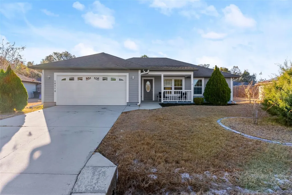 19318 NW 229th Street High Springs FL 32643