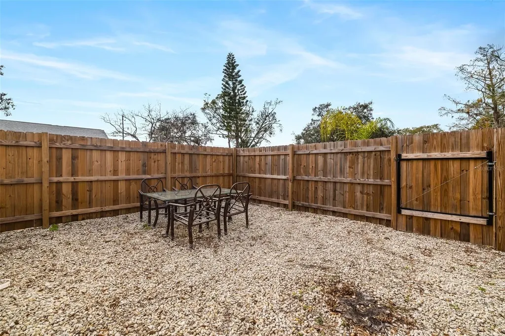 3200 Tobero Lane Sarasota FL 34235