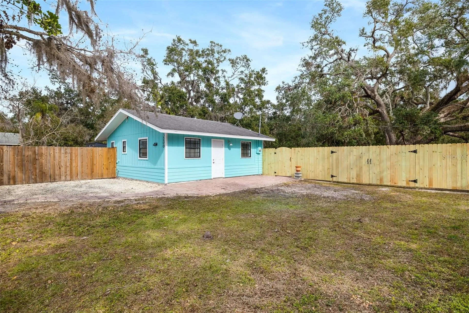 3200 Tobero Lane Sarasota FL 34235