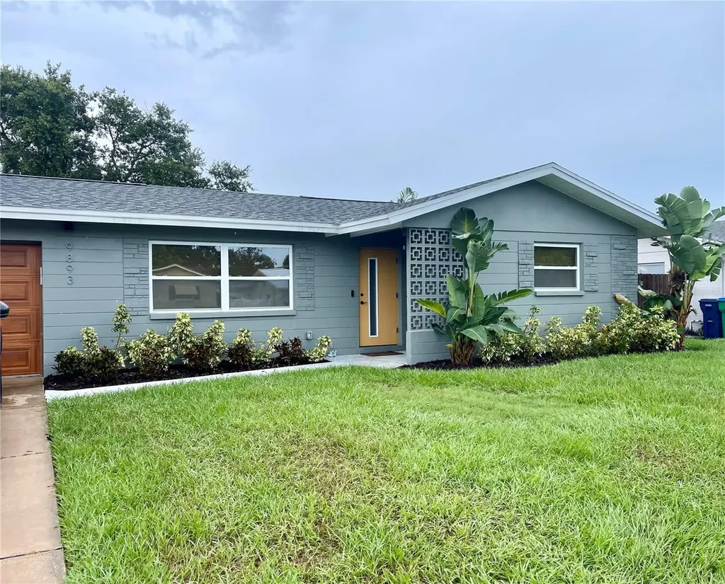 9893 111th Street Seminole FL 33772