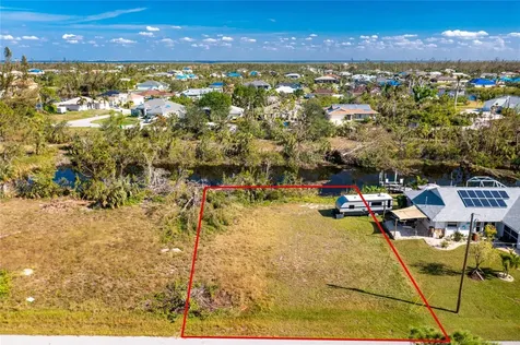 9582 Salt Lake Street Port Charlotte FL 33981