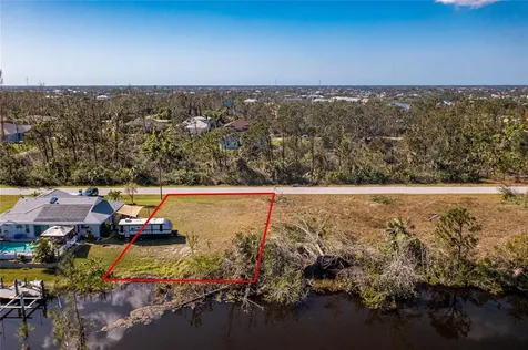 9582 Salt Lake Street Port Charlotte FL 33981