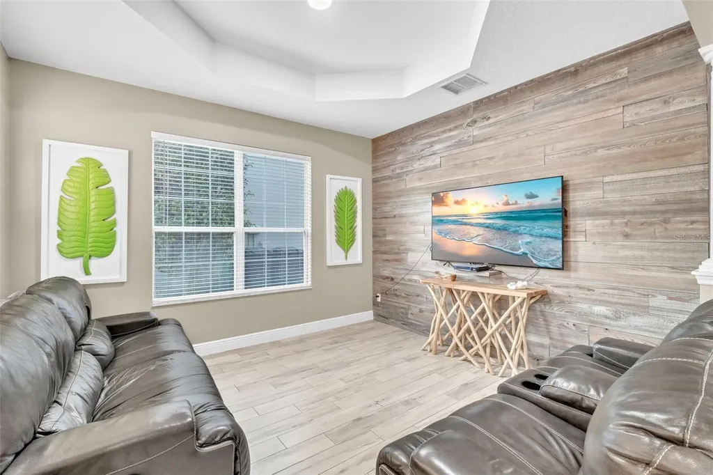 4912 Atwood Drive Orlando FL 32828