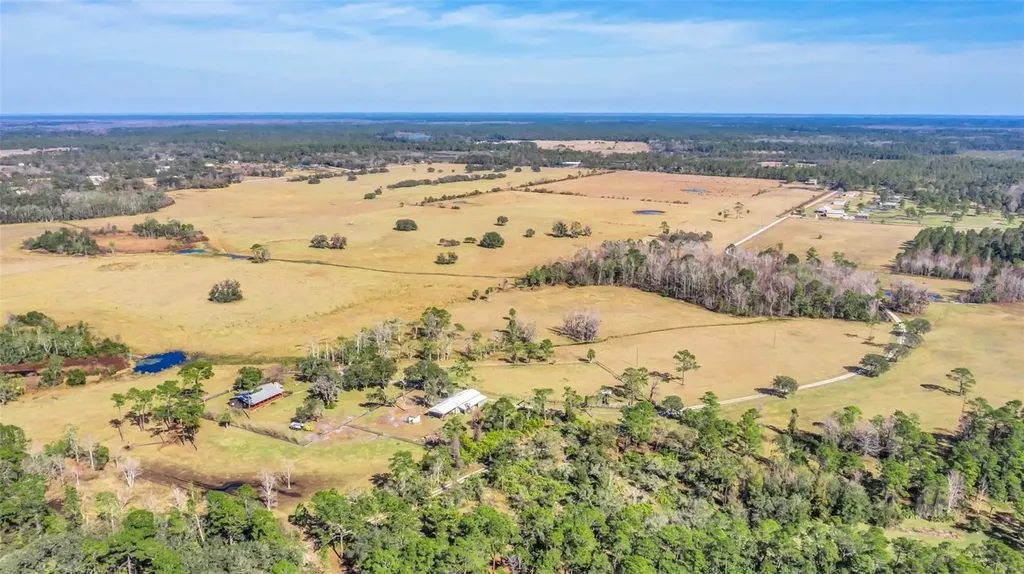 26225 Pitts Road Eustis FL 32736