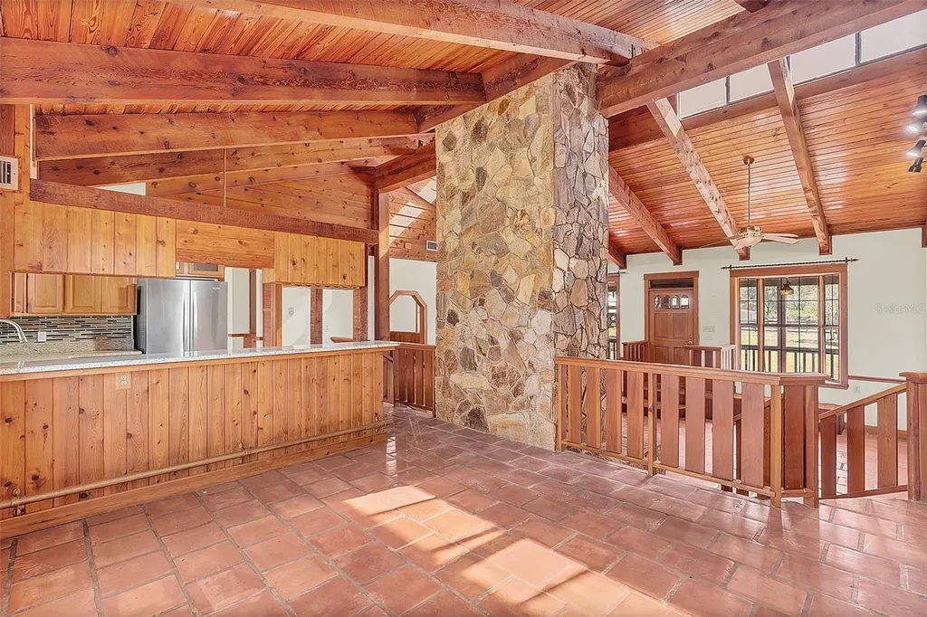 26225 Pitts Road Eustis FL 32736