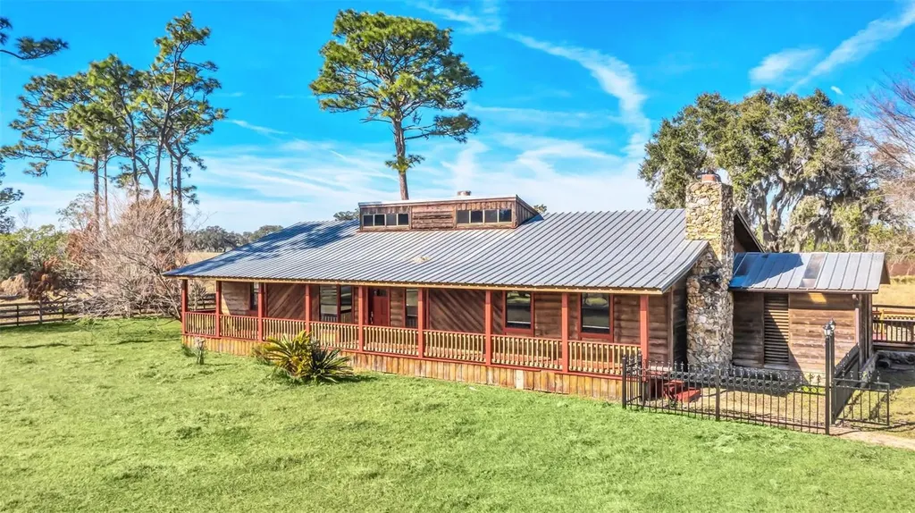 26225 Pitts Road Eustis FL 32736