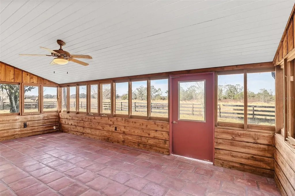 26225 Pitts Road Eustis FL 32736