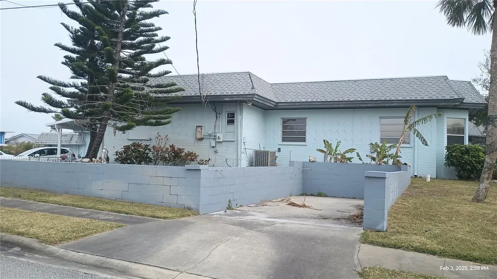 2201 S Peninsula Drive Daytona Beach FL 32118