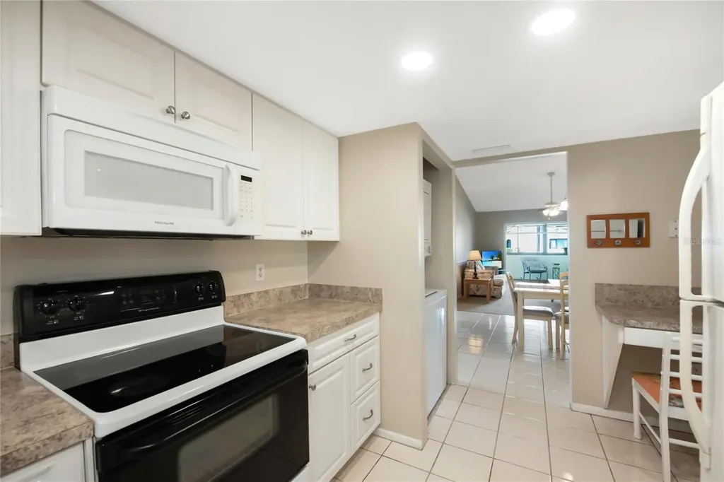 1210 56th Street W Bradenton FL 34209