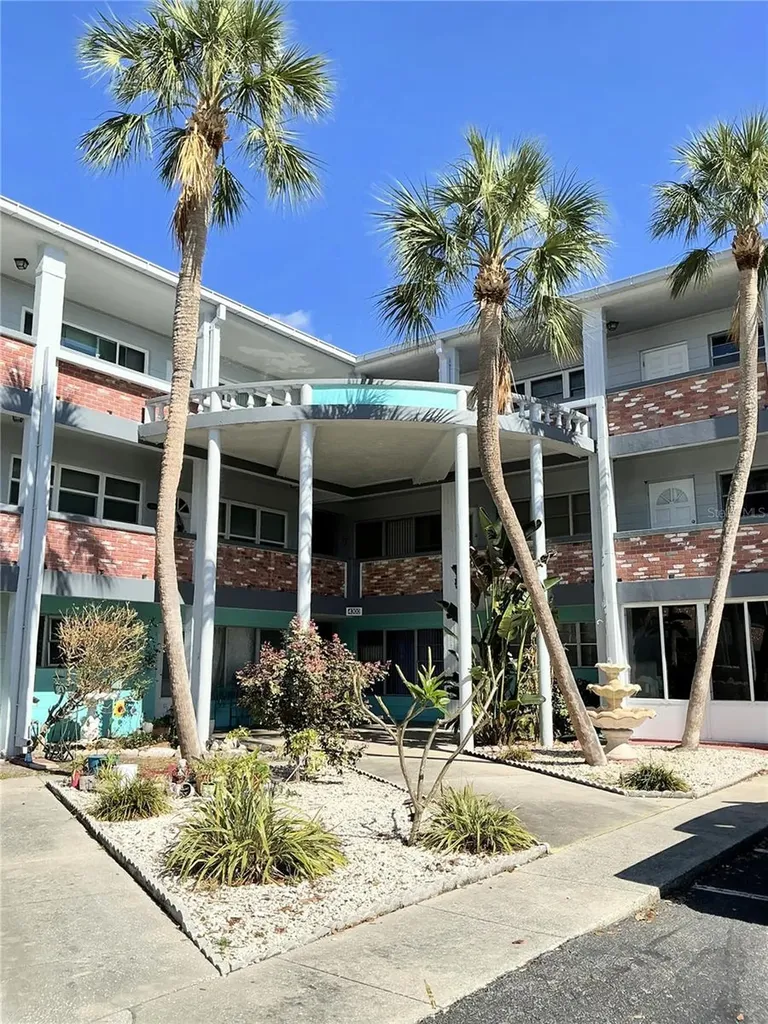 4300 58th Street N Kenneth City FL 33709