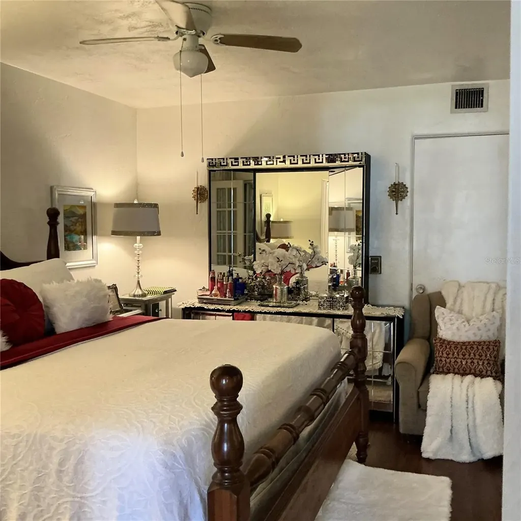 4300 58th Street N Kenneth City FL 33709