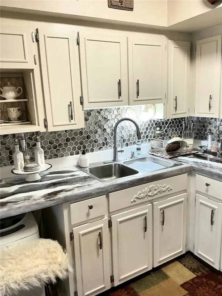 4300 58th Street N Kenneth City FL 33709