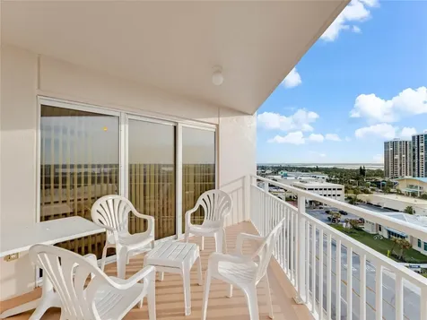 2967 S Atlantic Avenue Daytona Beach Shores FL 32118