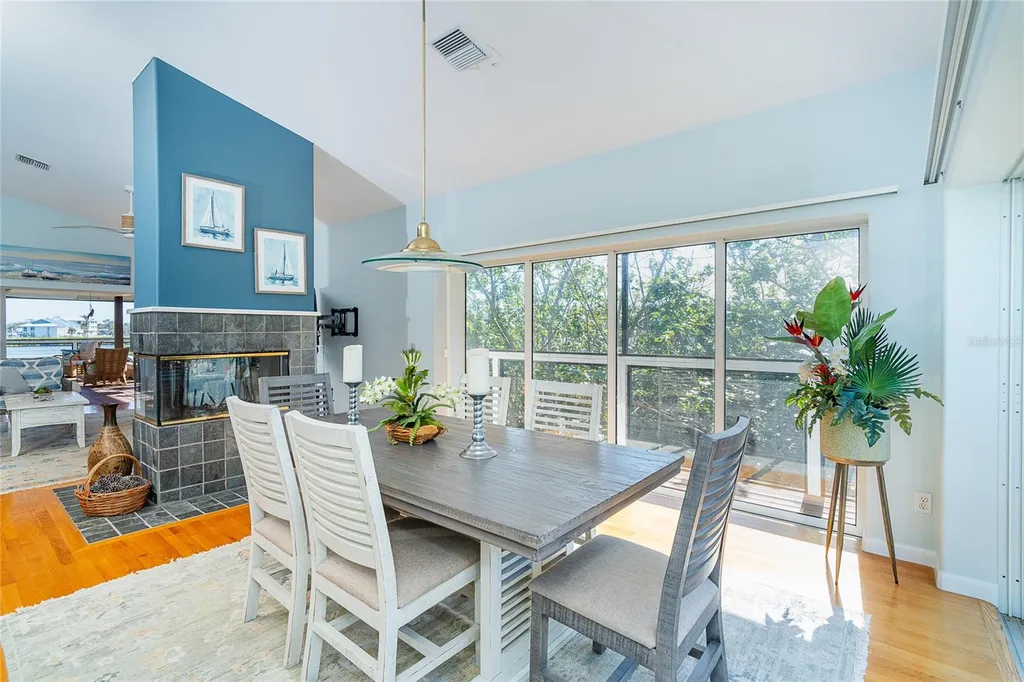 5 Pointe Way Placida FL 33946