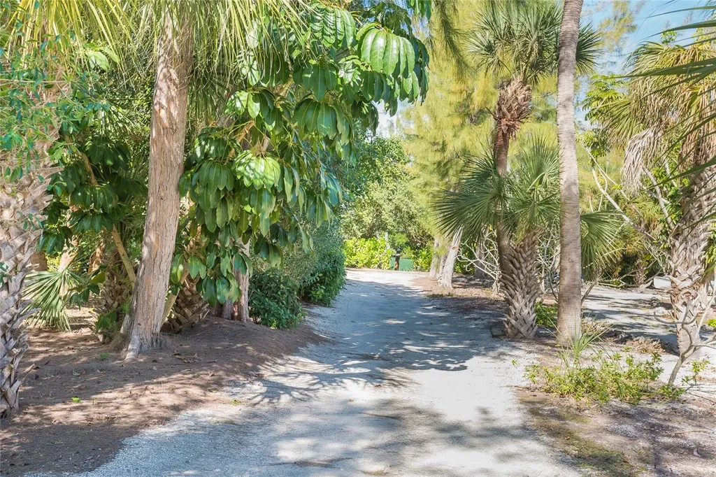 5 Pointe Way Placida FL 33946