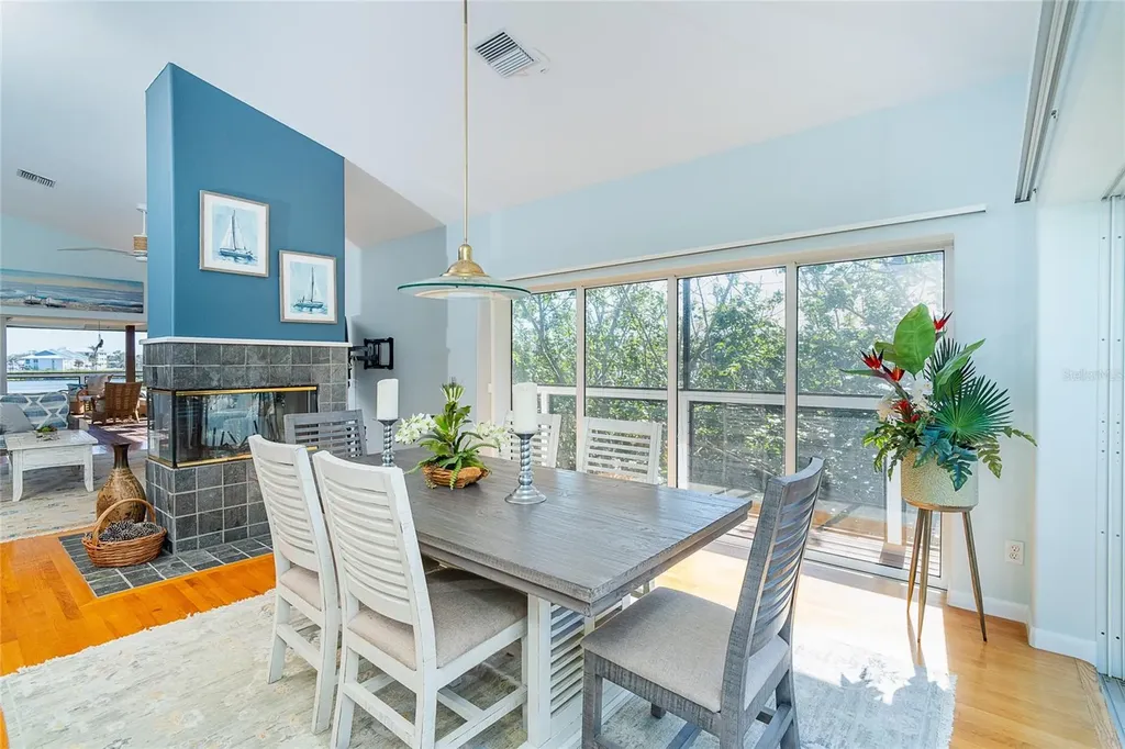 5 Pointe Way Placida FL 33946