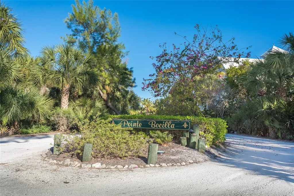 5 Pointe Way Placida FL 33946