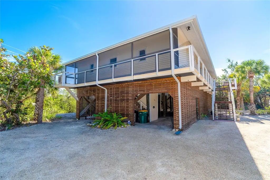 5 Pointe Way Placida FL 33946