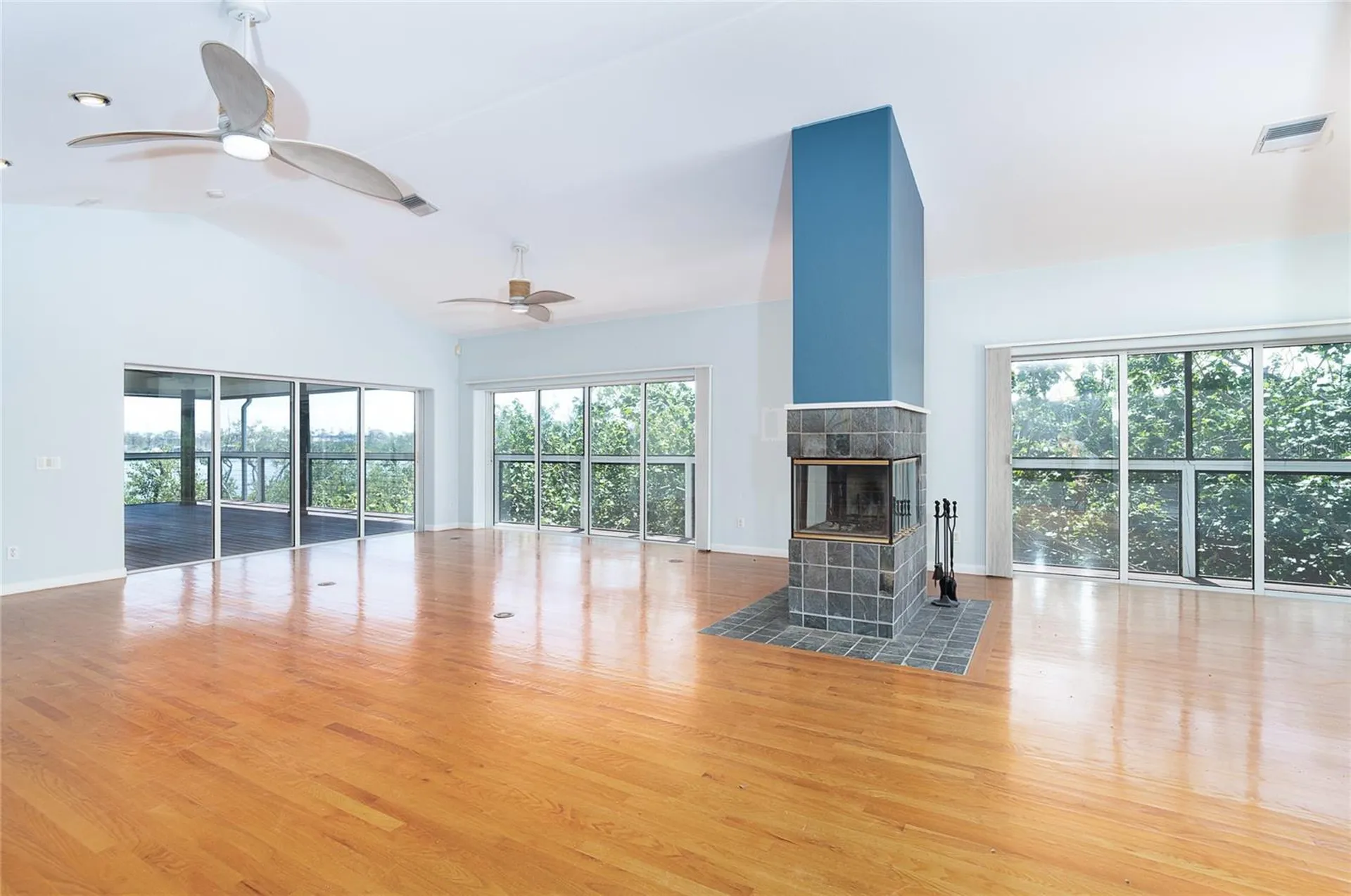 5 Pointe Way Placida FL 33946